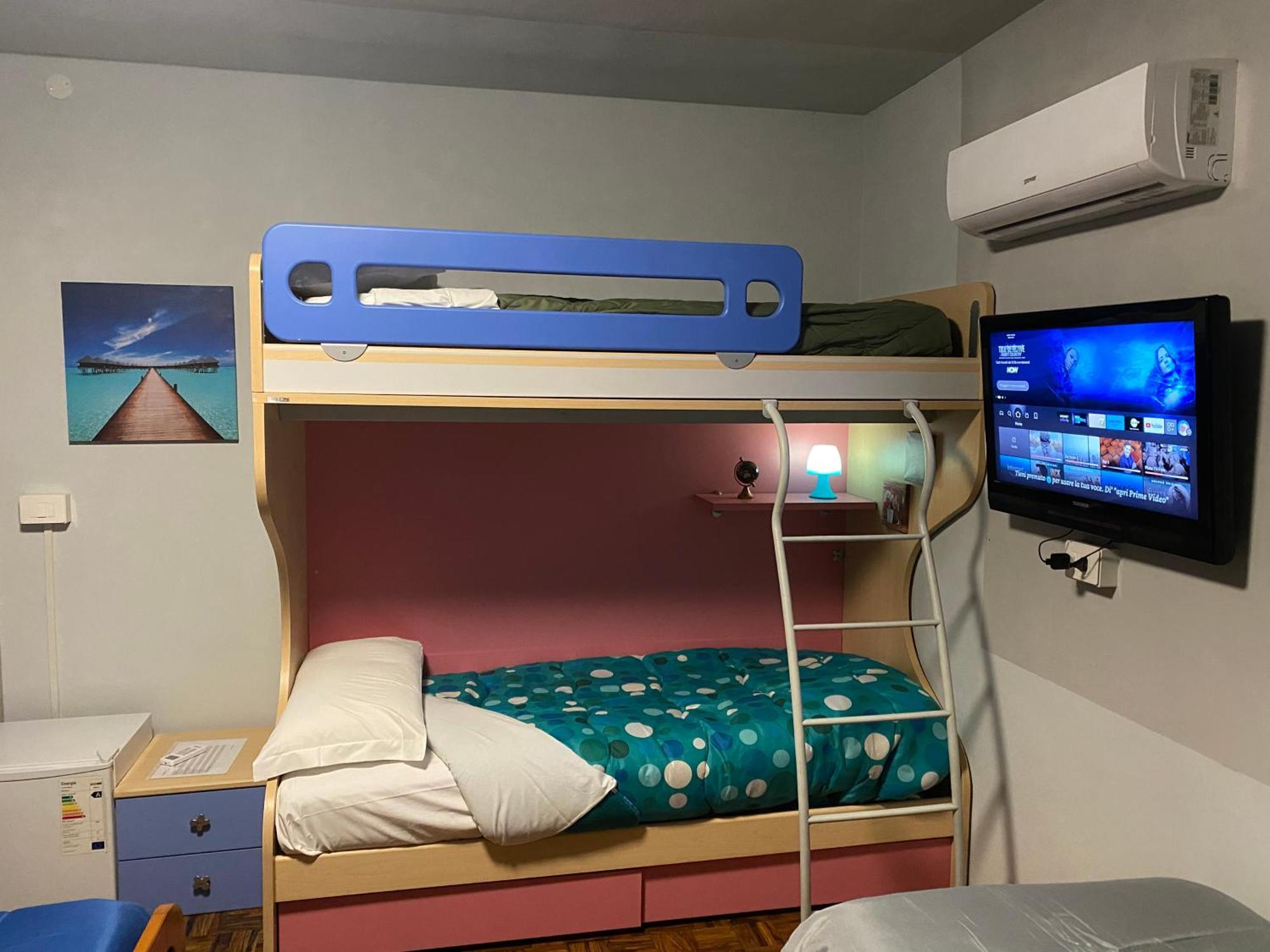 La Casa Di Cate & Adry Bed and Breakfast Envie Εξωτερικό φωτογραφία