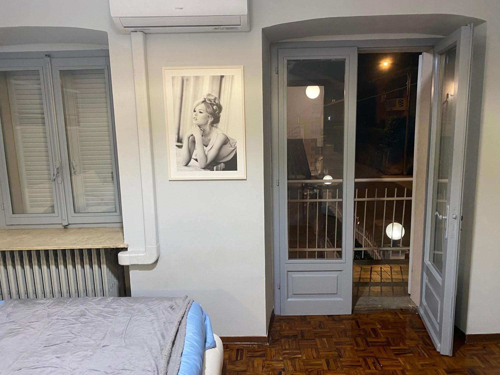 La Casa Di Cate & Adry Bed and Breakfast Envie Εξωτερικό φωτογραφία