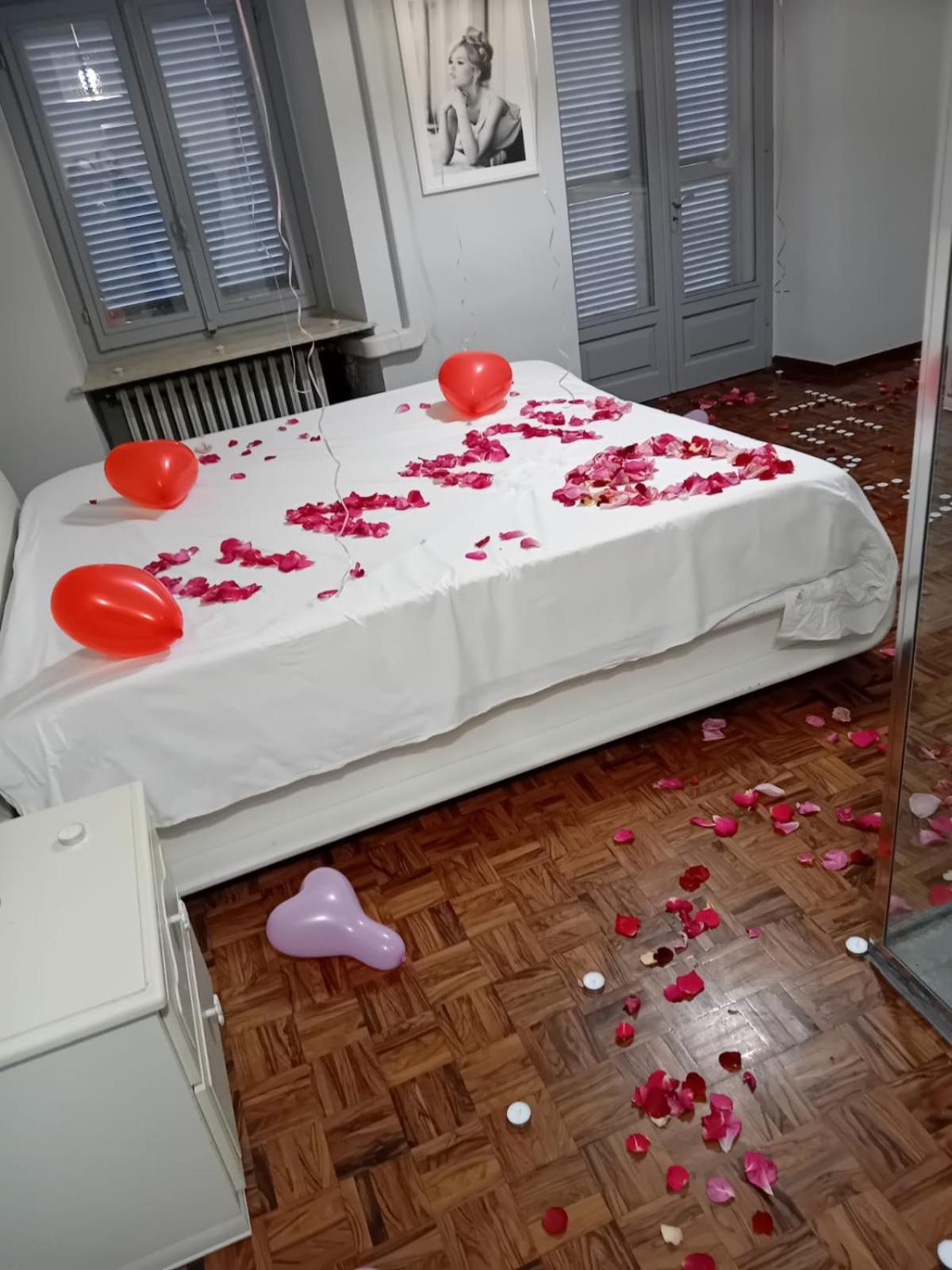 La Casa Di Cate & Adry Bed and Breakfast Envie Εξωτερικό φωτογραφία